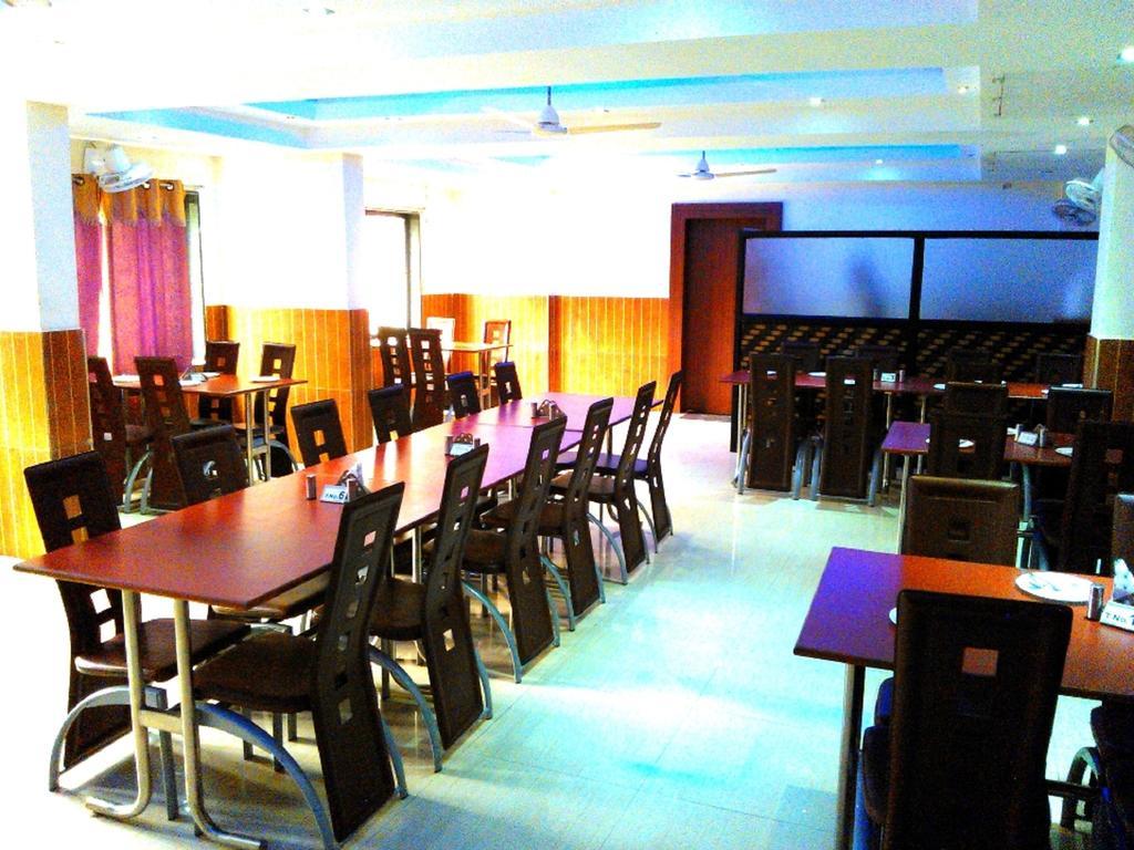 Hotel Sagar Castle Ratlām エクステリア 写真