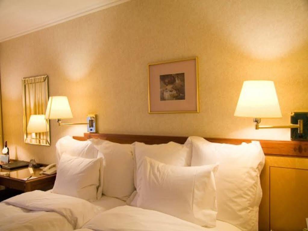 Hotel Sagar Castle Ratlām エクステリア 写真